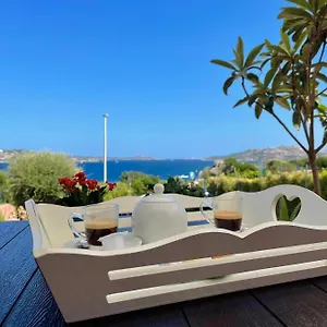  Bed & Breakfast Blumarine
